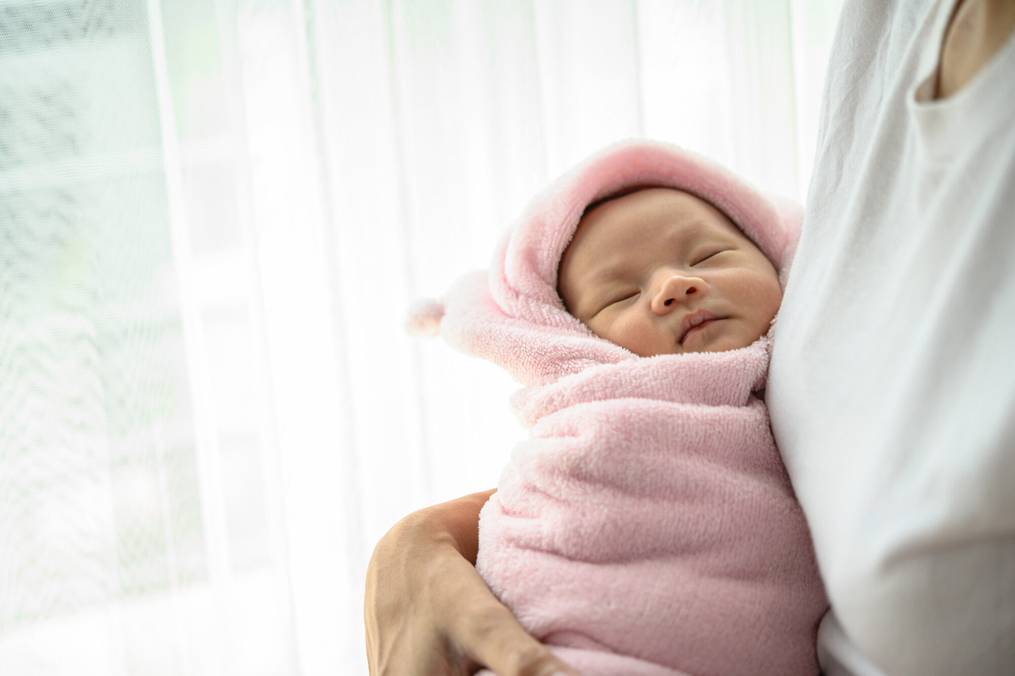 Kenapa Bayi Baru Lahir Perlu Dijemur Saat Pagi Newfemme Artikel