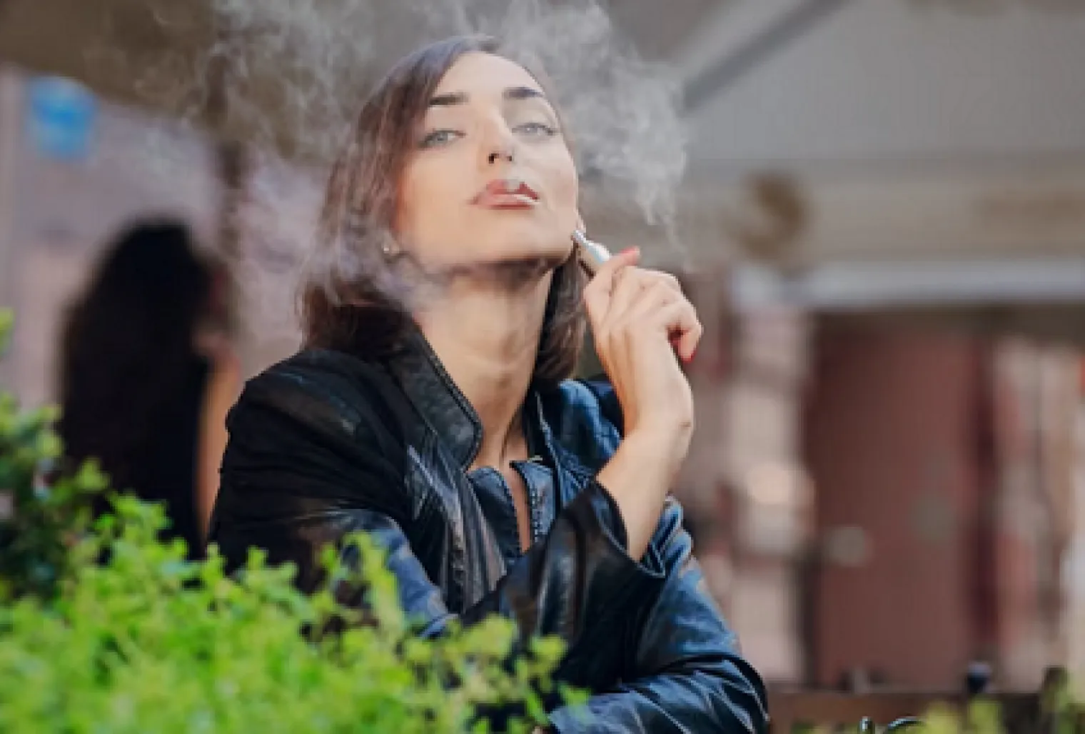 Benarkah Rokok Elektrik Lebih Aman Dari Rokok Konvensional?