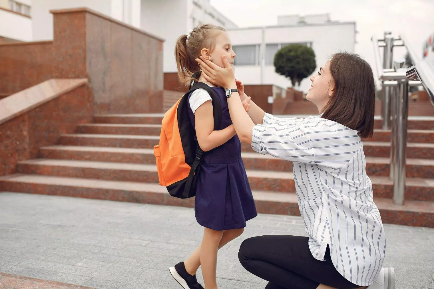 Tips Mengajarkan Anak untuk Masuk Sekolah Pertama Kali