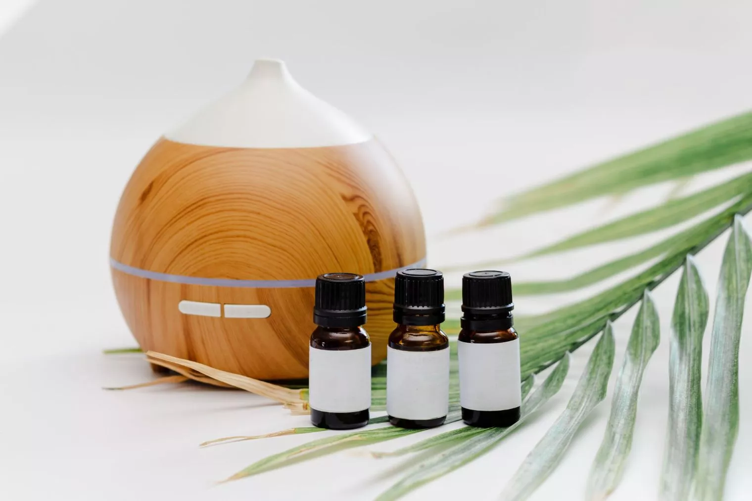 Beragam Minyak Essensial Aromaterapi dan Manfaatnya