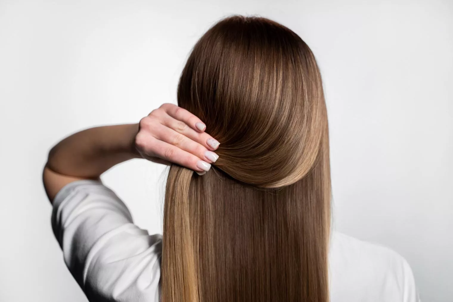 6 Teknik Meluruskan Rambut yang Bisa Kamu Coba