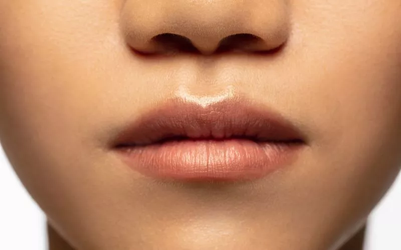 Kandungan Lip Care yang Dapat Membantu Mencerahkan Bibir
