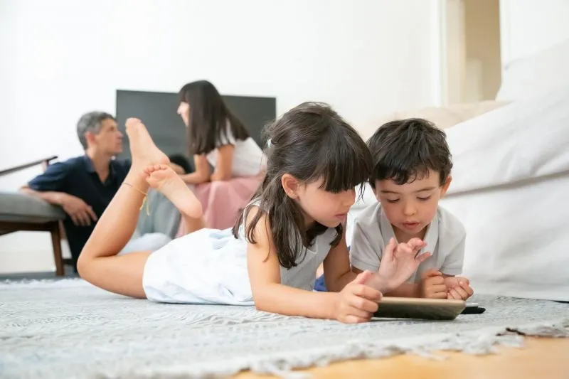 Strategi Efektif Mengatasi Kecanduan Gadget pada Anak
