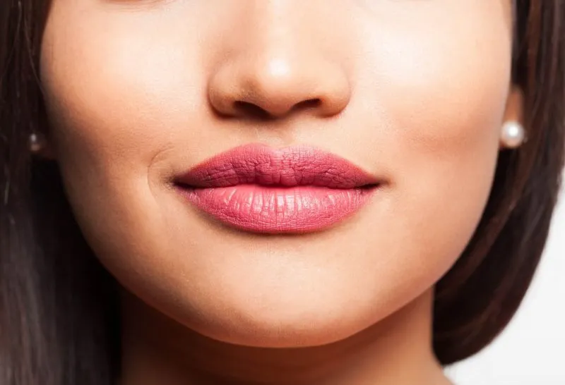 Tips untuk Menghindari Lip Cream Retak