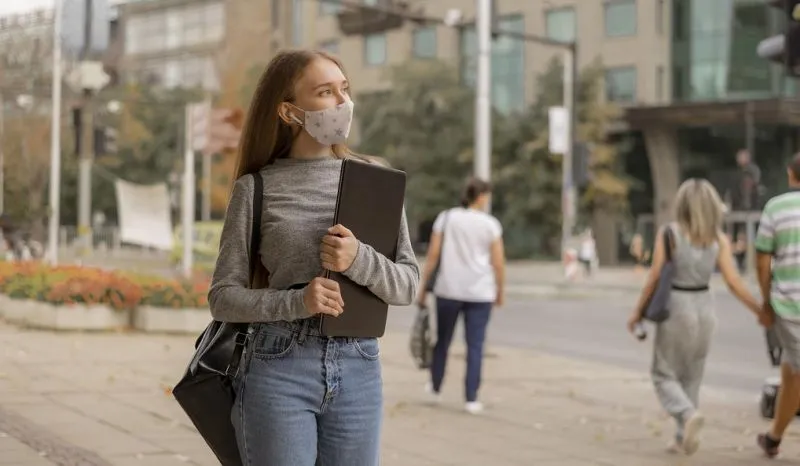Lakukan 5 Cara ini untuk Jaga Kesehatan di Tengah Polusi Udara