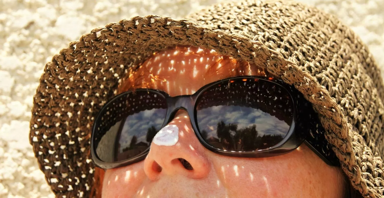 Berbagai Metode untuk Reapply Sunscreen